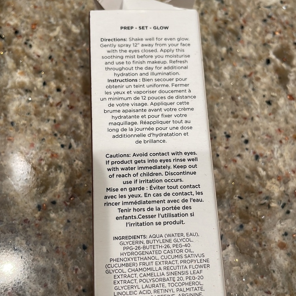 NEW Iconic London
Prep-Set-Glow Hydrating Glowy Setting Spray - Picture 7 of 8